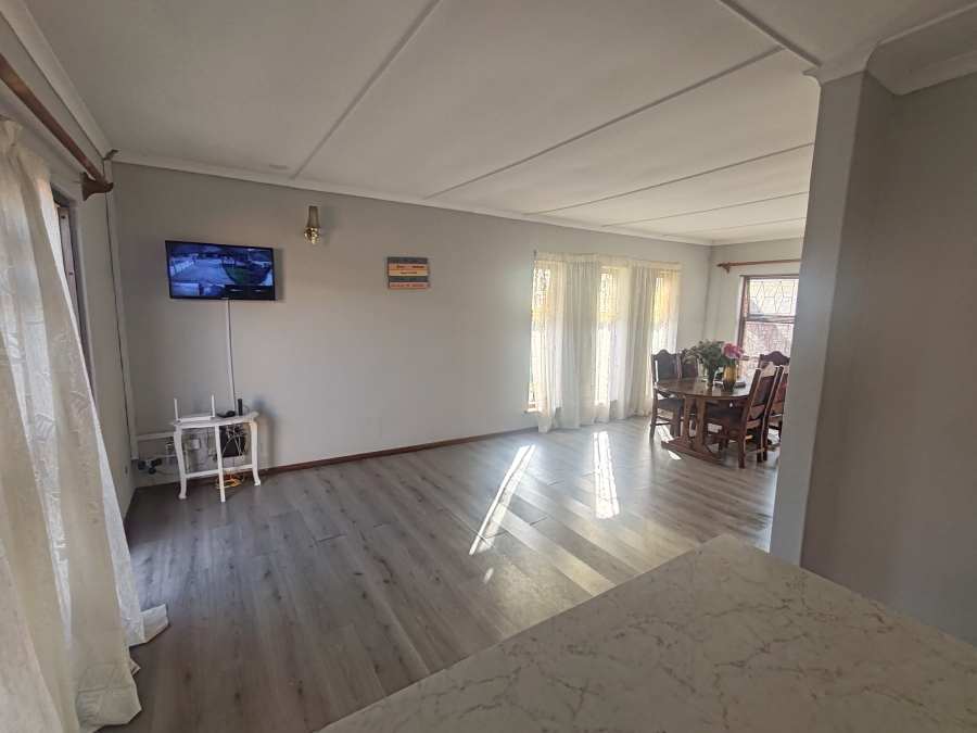 3 Bedroom Property for Sale in Azalea Park Eastern Cape